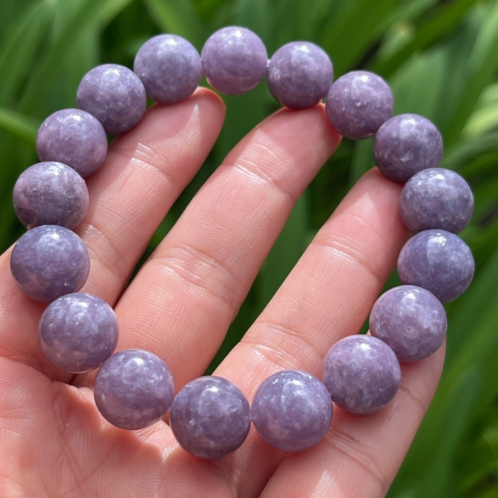 12.5mm stretchable sparkling purple‎ lepidolite bracelet 0109